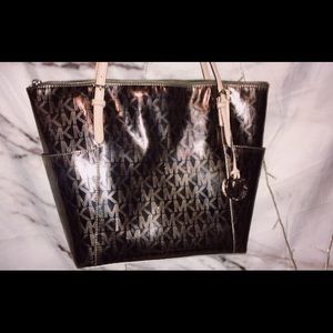 Michael Kors Metallic Jet Set Tote Bag